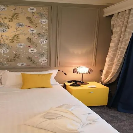 格兰德贝尔维尤 - 大广场酒店 酒店 里尔